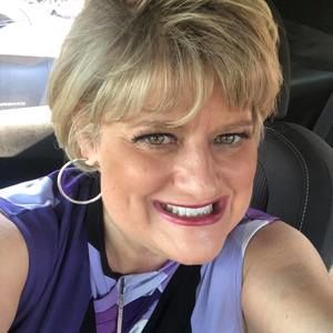 Meet your Posher, Candice